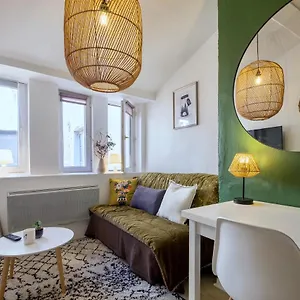 https://honor-suite-ferrandiere.hotels-rhonealpes.com