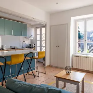 https://bel-appartement-dans-le-centre-davignon.fr-provencehotel.com