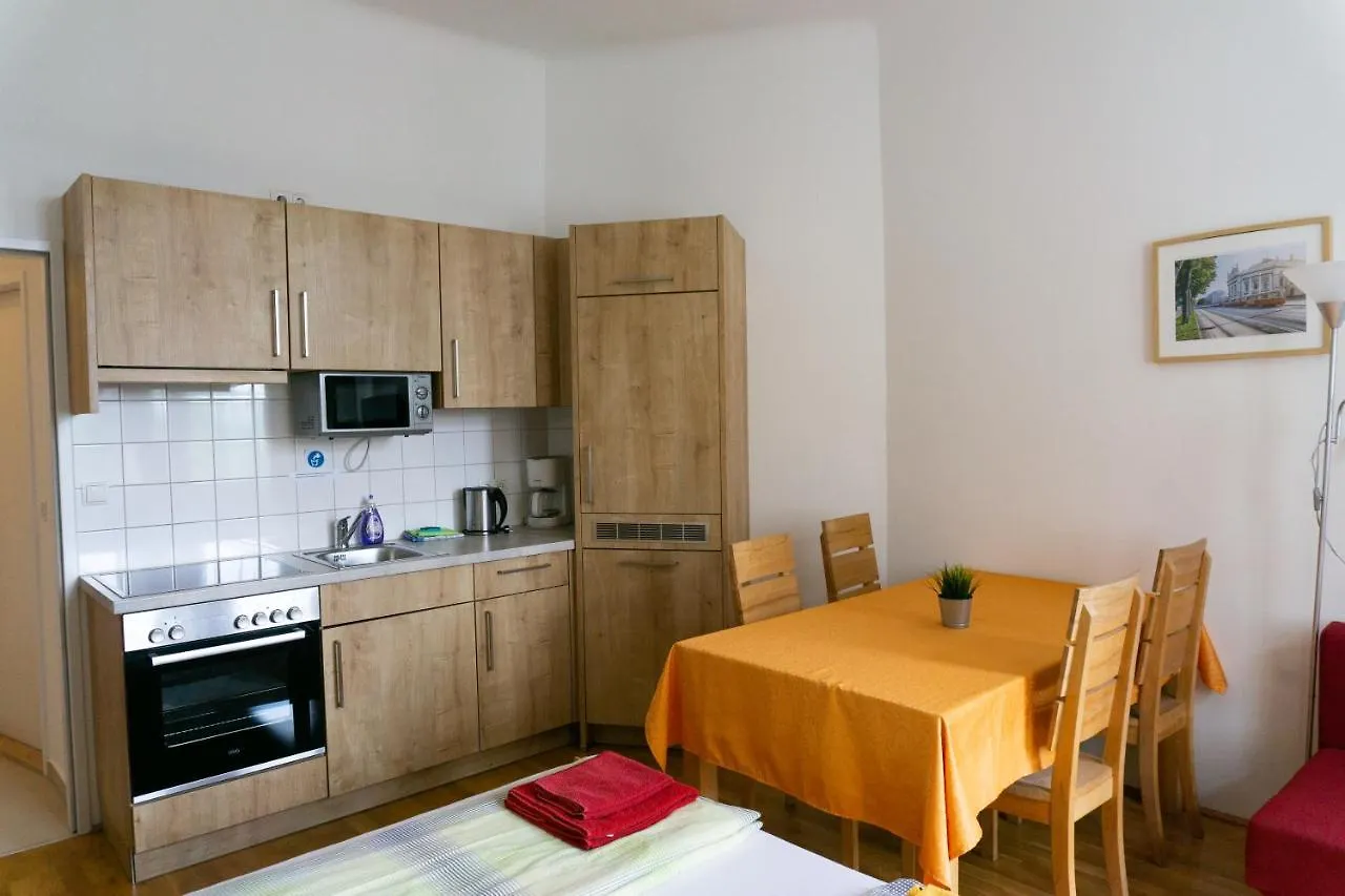 Apartments Hellwagstrasse Vienne