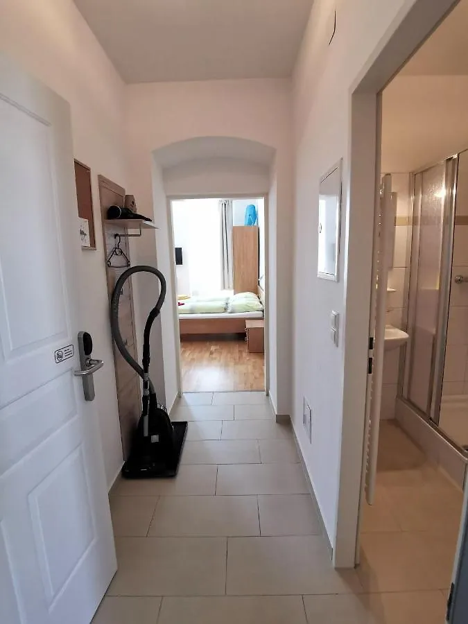 Apartments Hellwagstrasse Vienna